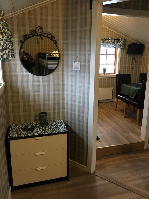 Gripenbergs Gardsbutik Country house *